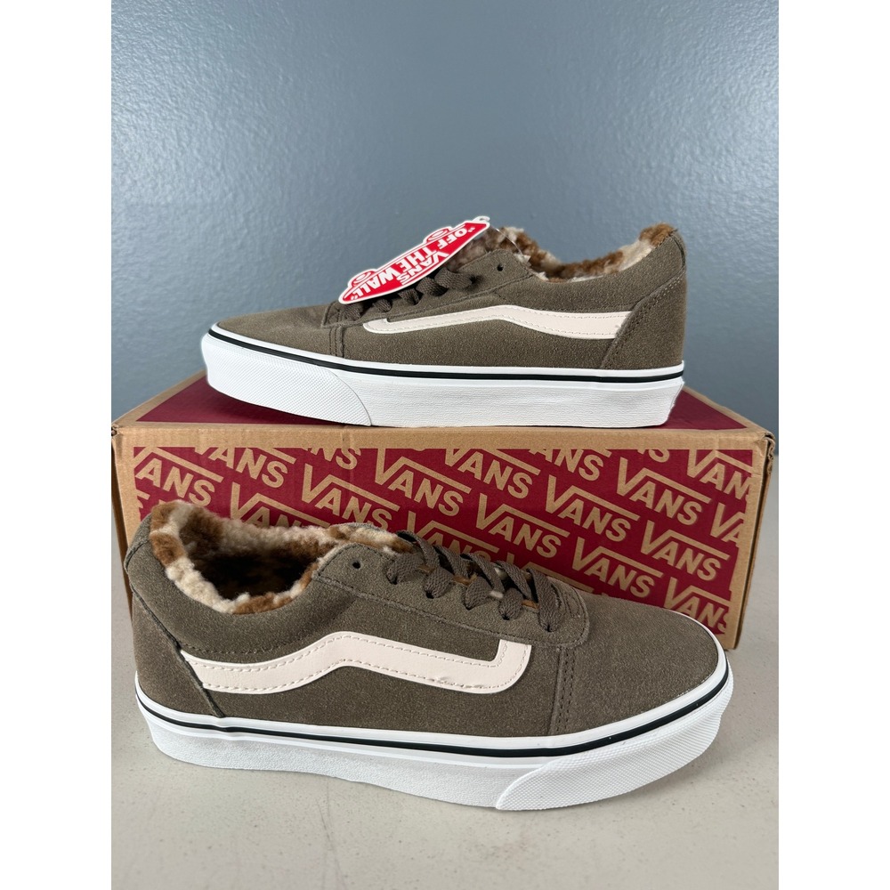 Vans Ward Low Suede Olive Green Faux‎ Fur Leopard Lining Sneakers Womens 6 NEW